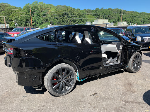 Auto Repair Shop «Sagamore Collision», reviews and photos, 91 Pine Hollow Rd, Oyster Bay, NY 11771, USA