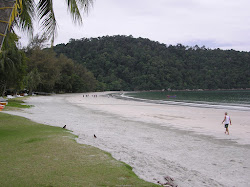 Teluk Belanga Beach'in fotoğrafı doğal alan içinde bulunmaktadır