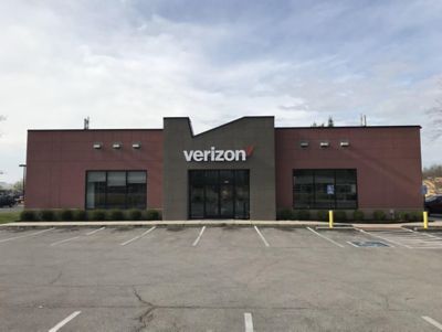 Cell Phone Store «Verizon», reviews and photos, 2209 N Jackson St, Tullahoma, TN 37388, USA