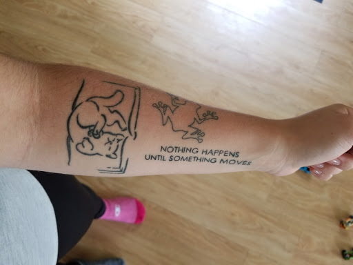 Tattoo Shop «American Graffiti Tattoos», reviews and photos, 630 W Grand River Ave, Brighton, MI 48116, USA