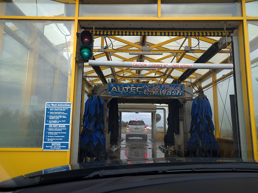 Caress Car Wash en Whitehouse