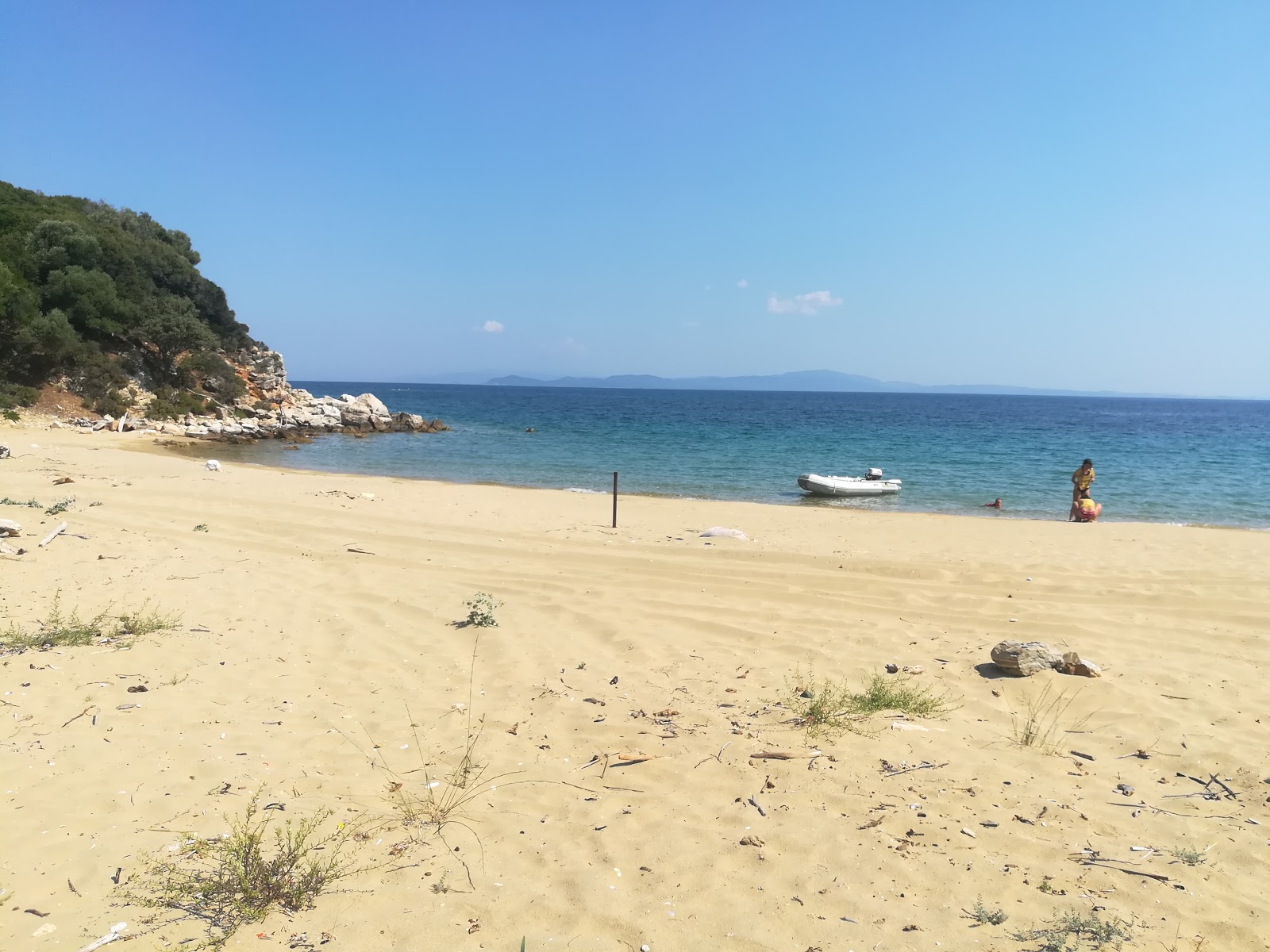 Photo of Stratoni beach IIX with bright sand surface