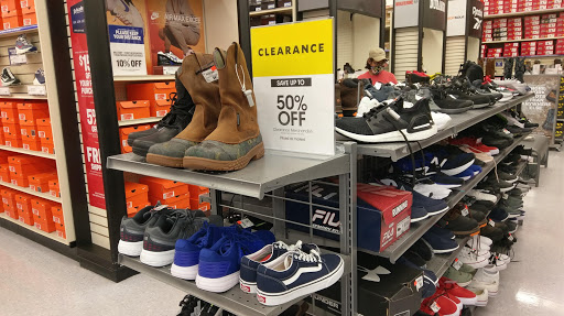 Sporting Goods Store «Academy Sports + Outdoors», reviews and photos, 1101 W Arbrook Blvd, Arlington, TX 76015, USA