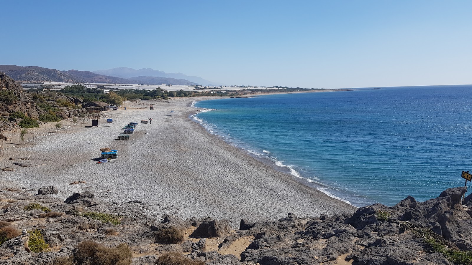 Foto av Krios Beach med rymliga multifack