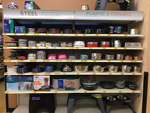 Pet Supply Store «PetSmart», reviews and photos, 131 Town Center Rd, King of Prussia, PA 19406, USA
