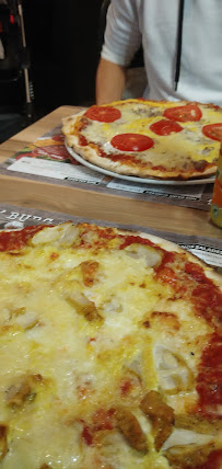 Pizza du Pizzeria PIZZBURG à Colombier-Fontaine - n°3