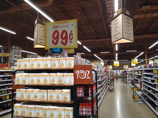 Shopping Mall «Brandywine Square Shopping Center», reviews and photos, Quarry Rd & U.S. 30, Downingtown, PA 19335, USA