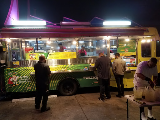 Car Wash «La Cienega Car Wash & Oil Change», reviews and photos, 1907 S La Cienega Blvd, Los Angeles, CA 90034, USA