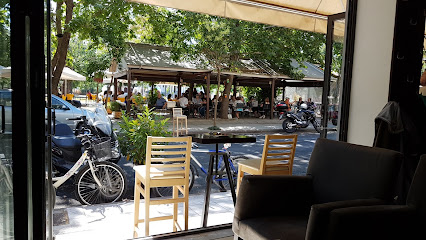 Cafe Τραμπάλα