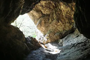 Csévi-barlang image