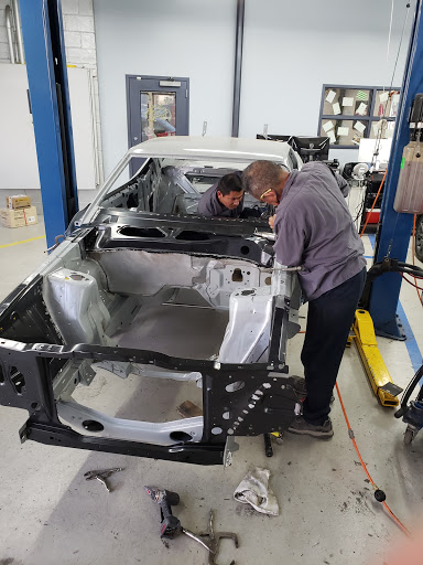 Auto Body Shop «Ford Auto Body», reviews and photos, 7857 Sepulveda Blvd, Van Nuys, CA 91405, USA