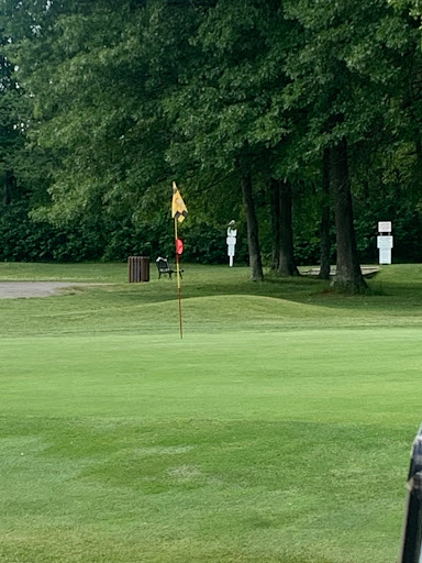 Golf Course «Airways Golf», reviews and photos, 1070 S Grand St, West Suffield, CT 06093, USA