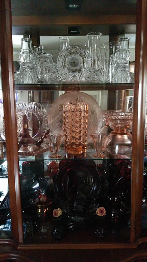 Gift Shop «Silver Quill Antiques & Gifts», reviews and photos, 22813 Van Dyke, Warren, MI 48089, USA