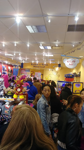Toy Store «Build-A-Bear Workshop», reviews and photos, 4130 Summit Plaza Dr, Louisville, KY 40241, USA