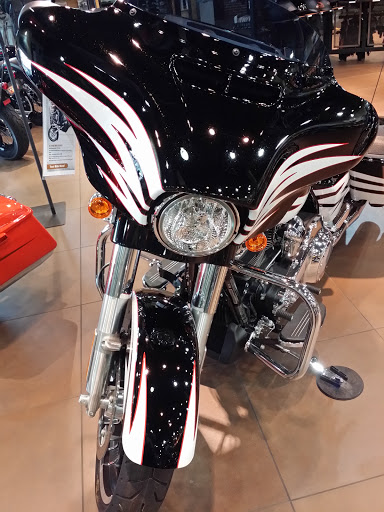 Harley-Davidson Dealer «Maverick Harley-Davidson», reviews and photos, 1845 N Interstate 35E, Carrollton, TX 75006, USA