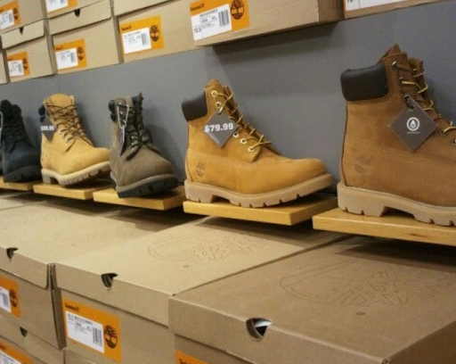 Shoe Store «Timberland Factory Store», reviews and photos, 1 Outlet Blvd #488, Wrentham, MA 02093, USA