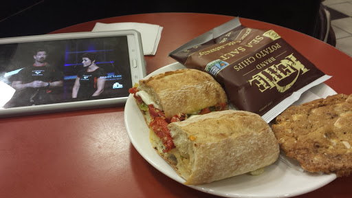 Book Store «Barnes & Noble Booksellers Boca Raton», reviews and photos, 1400 Glades Rd, Boca Raton, FL 33431, USA