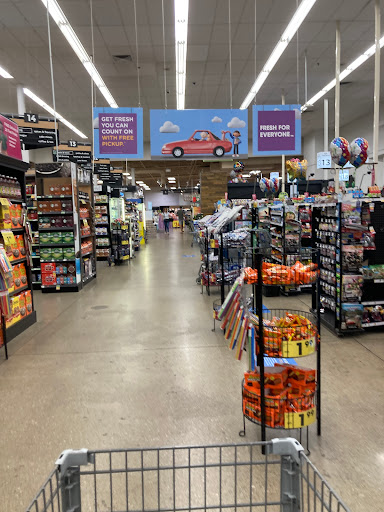 Grocery Store «Kroger», reviews and photos, 5161 Hampsted Village Center Way, New Albany, OH 43054, USA
