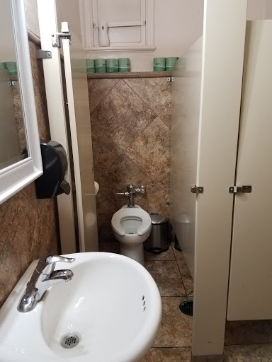 Bar «Lighthouse Lounge», reviews and photos, 130 25th St, Ogden, UT 84401, USA