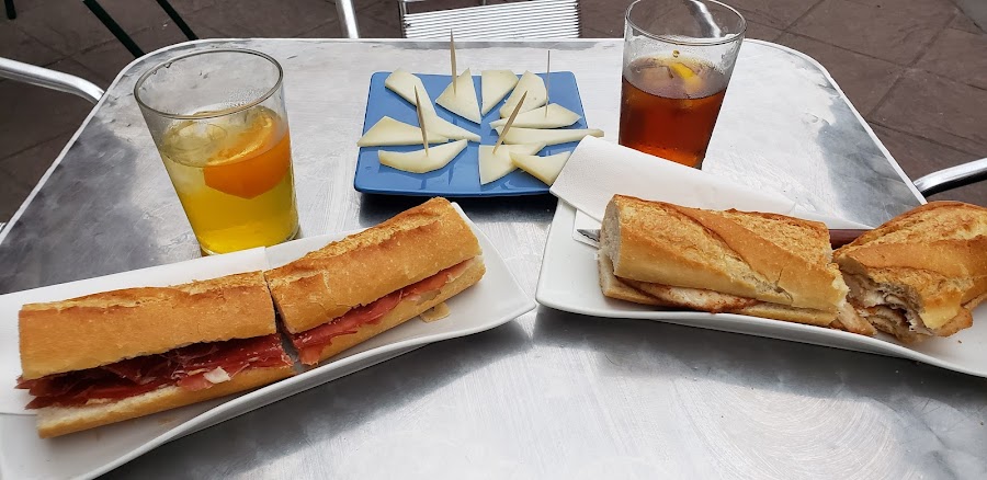 Zugaitz Taberna