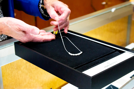 Jeweler «Van Cott Jewelers», reviews and photos, 2433 Vestal Pkwy E, Vestal, NY 13850, USA