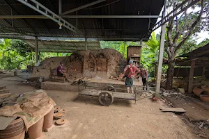 Exhibition room of the pottery Ban Chan Neua image