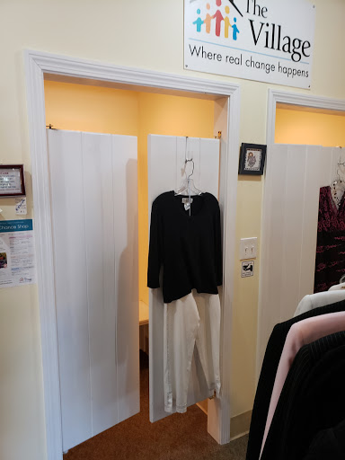 Thrift Store «Second Chance Shop», reviews and photos, 730 Hebron Ave, Glastonbury, CT 06033, USA