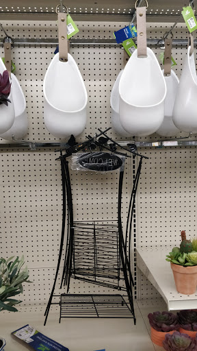 Discount Store «Big Lots», reviews and photos, 501 Montauk Hwy, West Babylon, NY 11704, USA