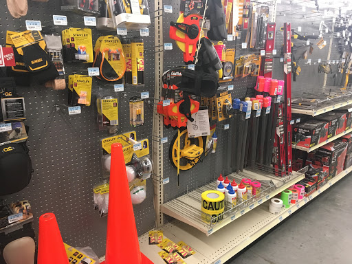 Home Improvement Store «Tractor Supply Co.», reviews and photos, 134 Bridge St, Pelham, NH 03076, USA