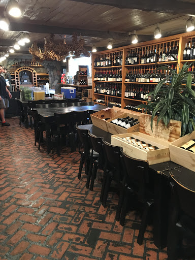General Store «Symons General Store & Wine Cellar», reviews and photos, 401 E Lake St, Petoskey, MI 49770, USA