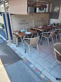 Atmosphère du Restaurant français Chez Francine à Bouzigues - n°2
