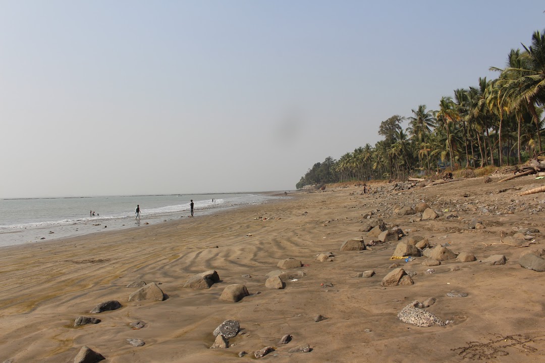 Pirwadi Beach