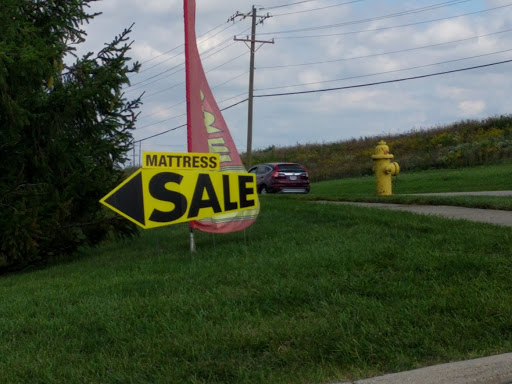 Furniture Store «Furniture & Cabinet Outlet Center», reviews and photos, 7716 Service Center Dr, West Chester Township, OH 45069, USA