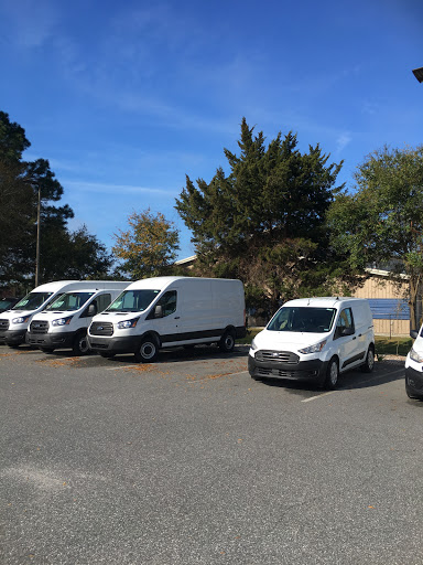 Car Dealer «Gary Smith Ford», reviews and photos, 1 Beal Pkwy NW, Fort Walton Beach, FL 32548, USA