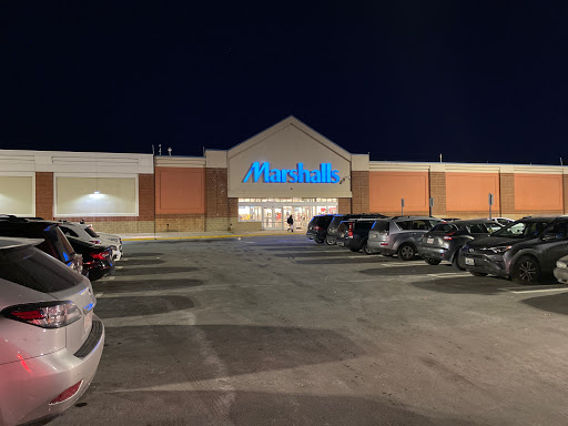 Marshalls, 8 Allstate Rd, Dorchester, MA 02125, USA, 