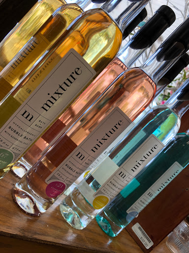 Gift Shop «Lotus Lake Gifts + Decor», reviews and photos, 412 W 78th St, Chanhassen, MN 55317, USA