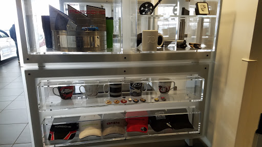 Porsche Dealer «Porsche of Beachwood», reviews and photos, 25855 Chagrin Blvd, Beachwood, OH 44122, USA