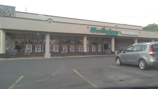 Supermarket «Holiday Shop N Bag», reviews and photos, 7938 Dungan Rd, Philadelphia, PA 19111, USA