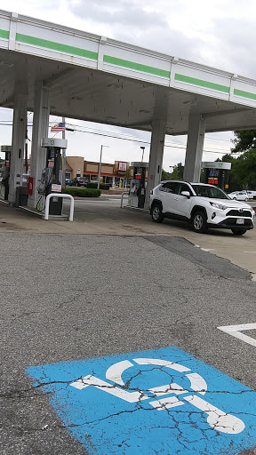 Gas Station «Cumberland Farms», reviews and photos, 31 Drum Hill Rd, Chelmsford, MA 01824, USA