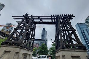 Monument to Chinese Railway Workers
