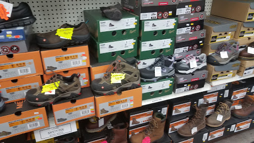 Sporting Goods Store «Surplus Outlet Store», reviews and photos, 7 S Main St, Rice Lake, WI 54868, USA