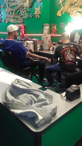 Tattoo Shop «Jade Dragon Tattoo Studio», reviews and photos, 5331 W Belmont Ave, Chicago, IL 60641, USA
