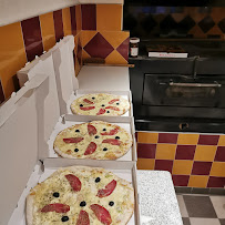 Pepperoni du Pizzas à emporter Pizza l'Ardechoise à La Voulte-sur-Rhône - n°2