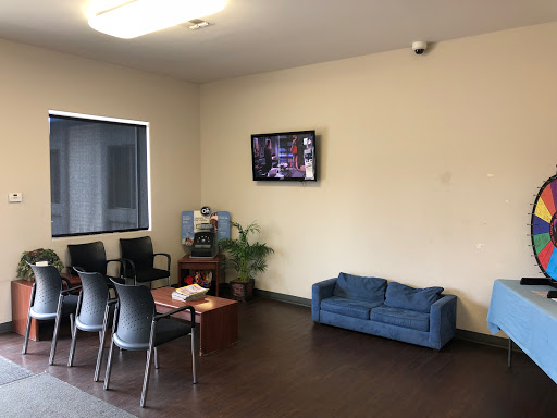 Used Car Dealer «Priced Right Auto Sales LLC», reviews and photos, 2020 W Deer Valley Rd, Phoenix, AZ 85027, USA