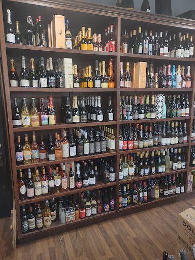 Wine Store «Village Wine Shop», reviews and photos, 15228 E Jefferson Ave, Grosse Pointe Park, MI 48230, USA