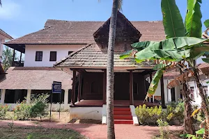 Kuthira Maliga Palace Museum image