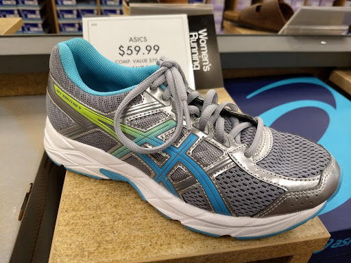 Shoe Store «DSW Designer Shoe Warehouse», reviews and photos, 8055 W Bowles Ave, Littleton, CO 80123, USA