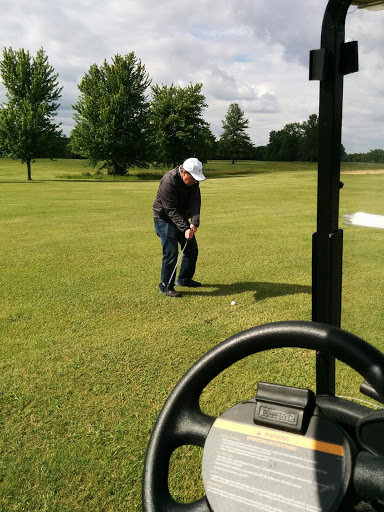 Golf Driving Range «Heritage Oaks Golf and Country Club», reviews and photos, 15582 40th St, Wapello, IA 52653, USA