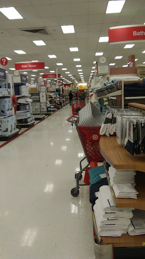 Department Store «Target», reviews and photos, 300 Chase Ave, Waterbury, CT 06704, USA