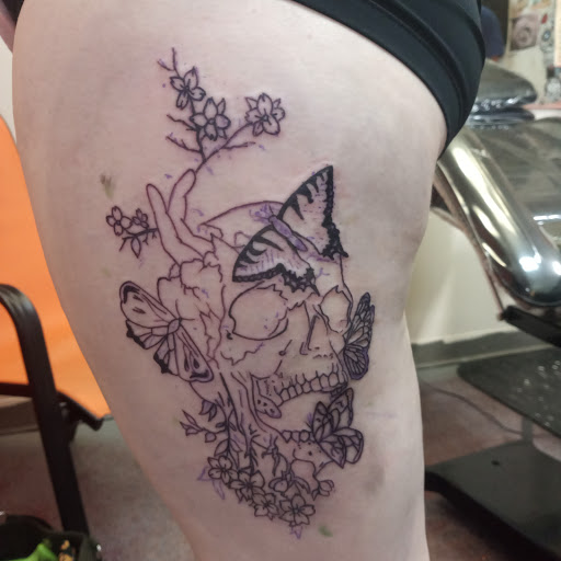 Explore ronin tattoo ideas, creative tattoo ideas in New Albany, available at ThInker Tattoos